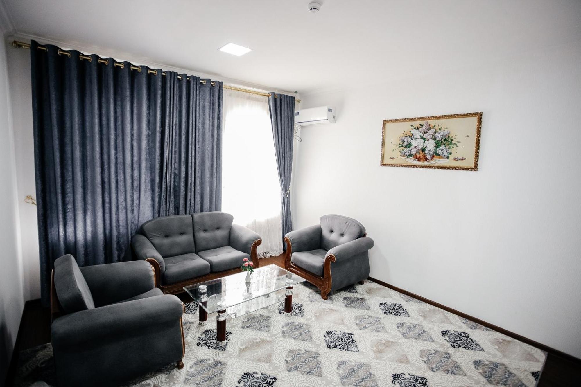 Karakalpak Palace Hotel Nukus Exteriör bild