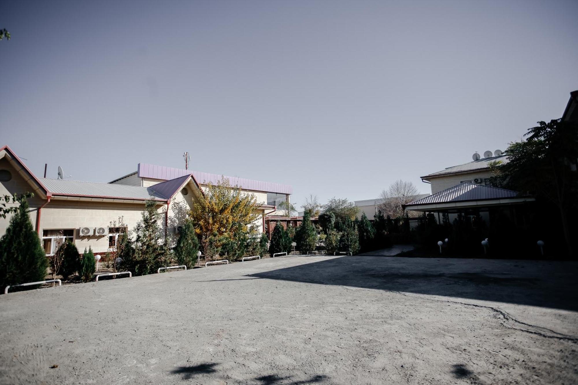 Karakalpak Palace Hotel Nukus Exteriör bild