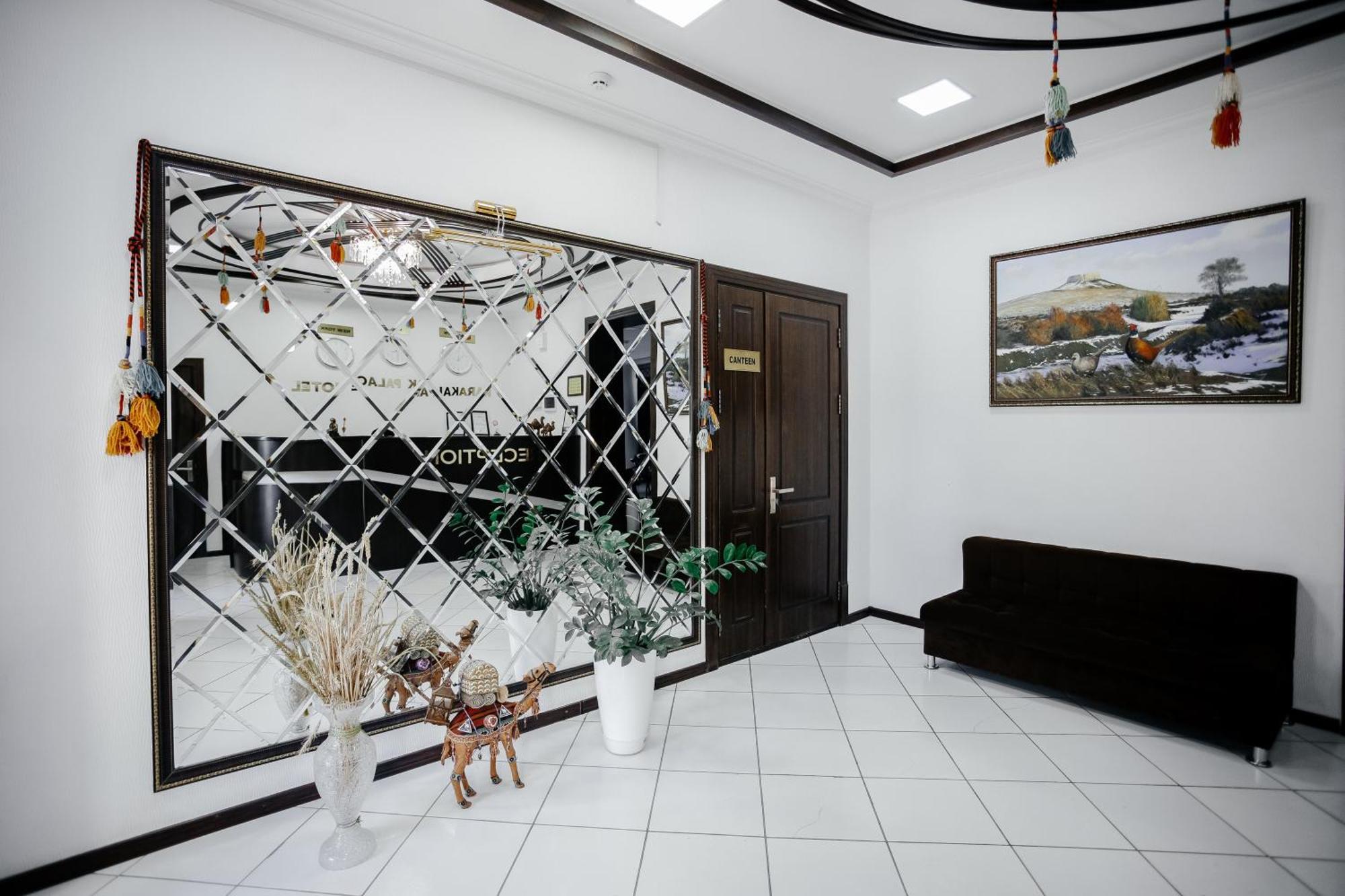 Karakalpak Palace Hotel Nukus Exteriör bild